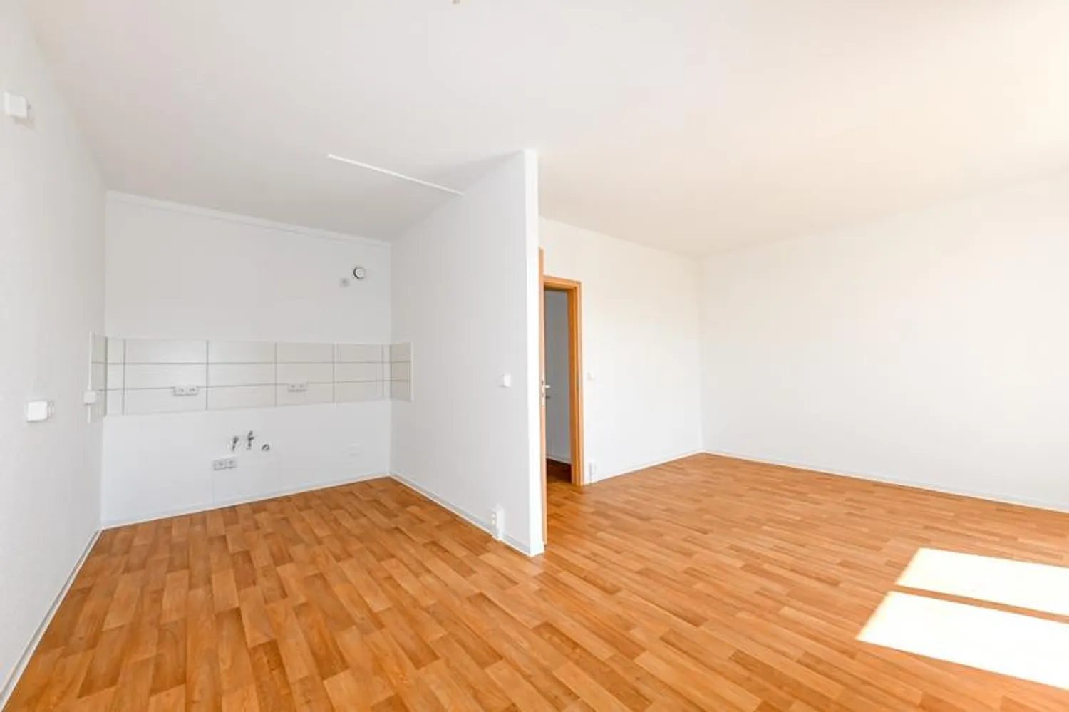 4 Zimmer Wohnung mit 65 m² in Magdeburg – Bild 4