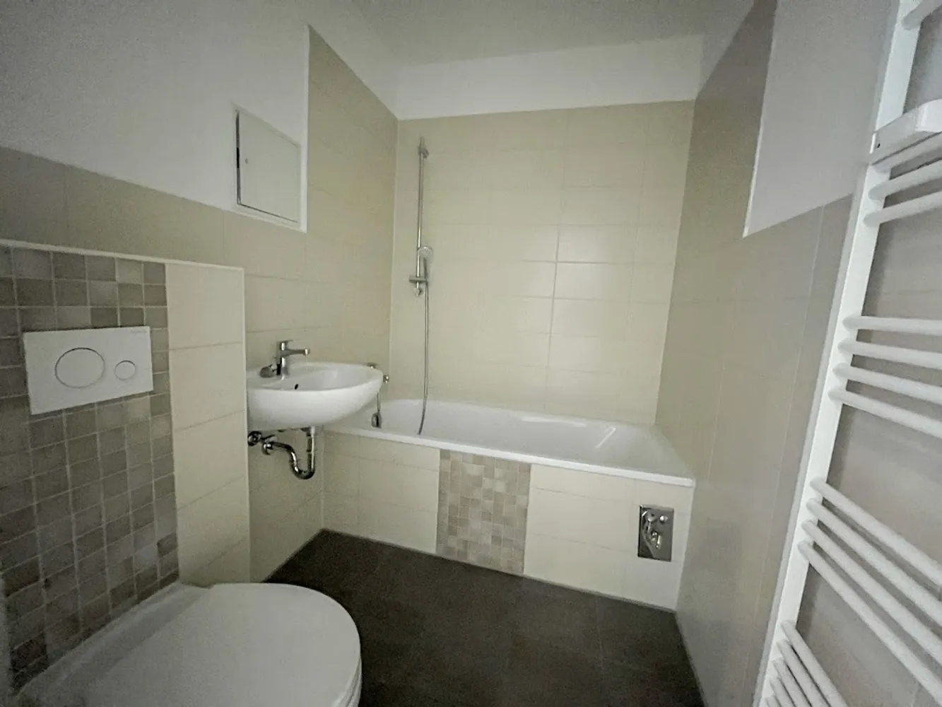 4 Zimmer Wohnung mit 69 m² in Chemnitz – Bild 6