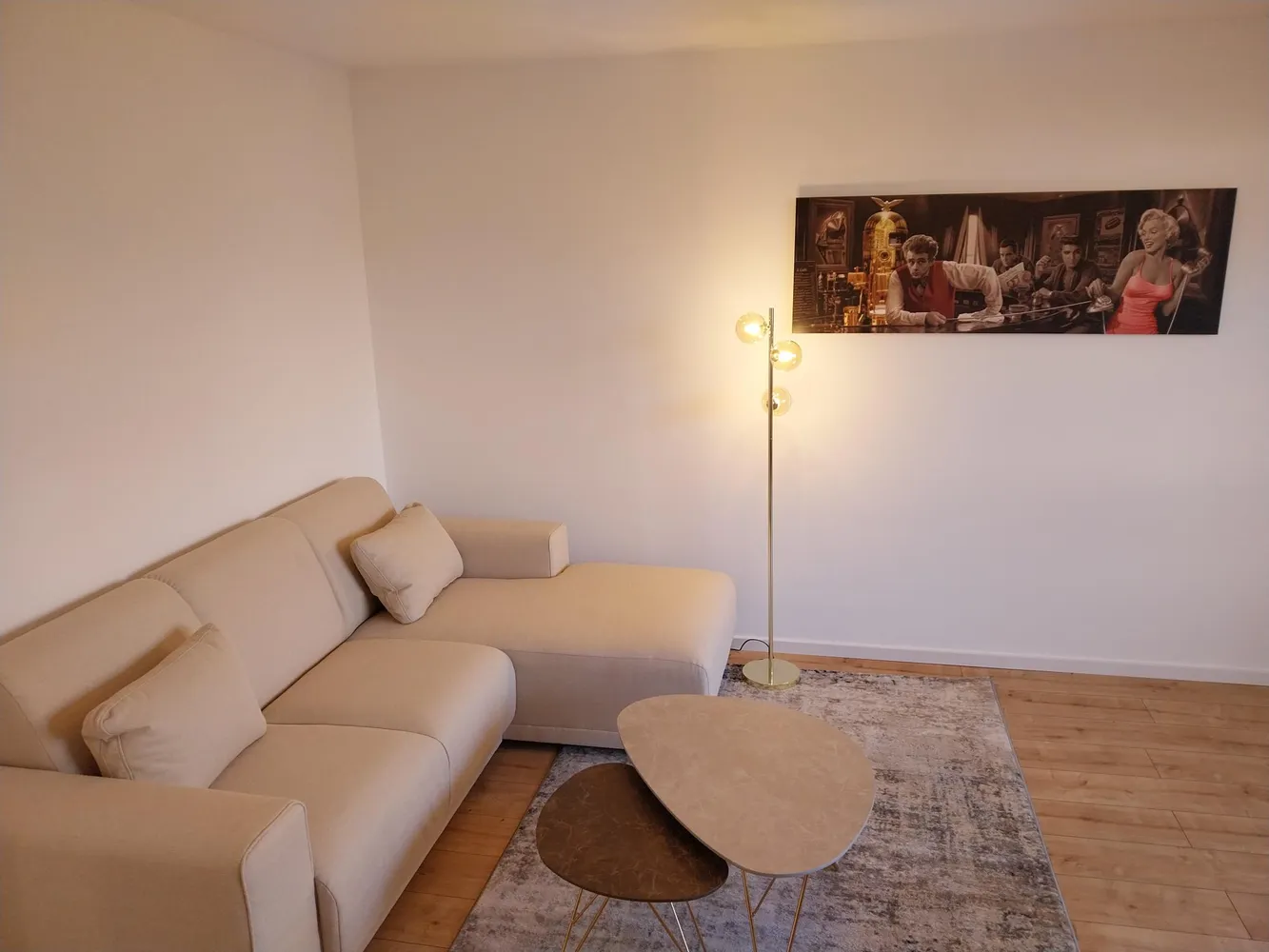 3 Zimmer Wohnung mit 75 m² in Frankfurt am Main – Bild 2