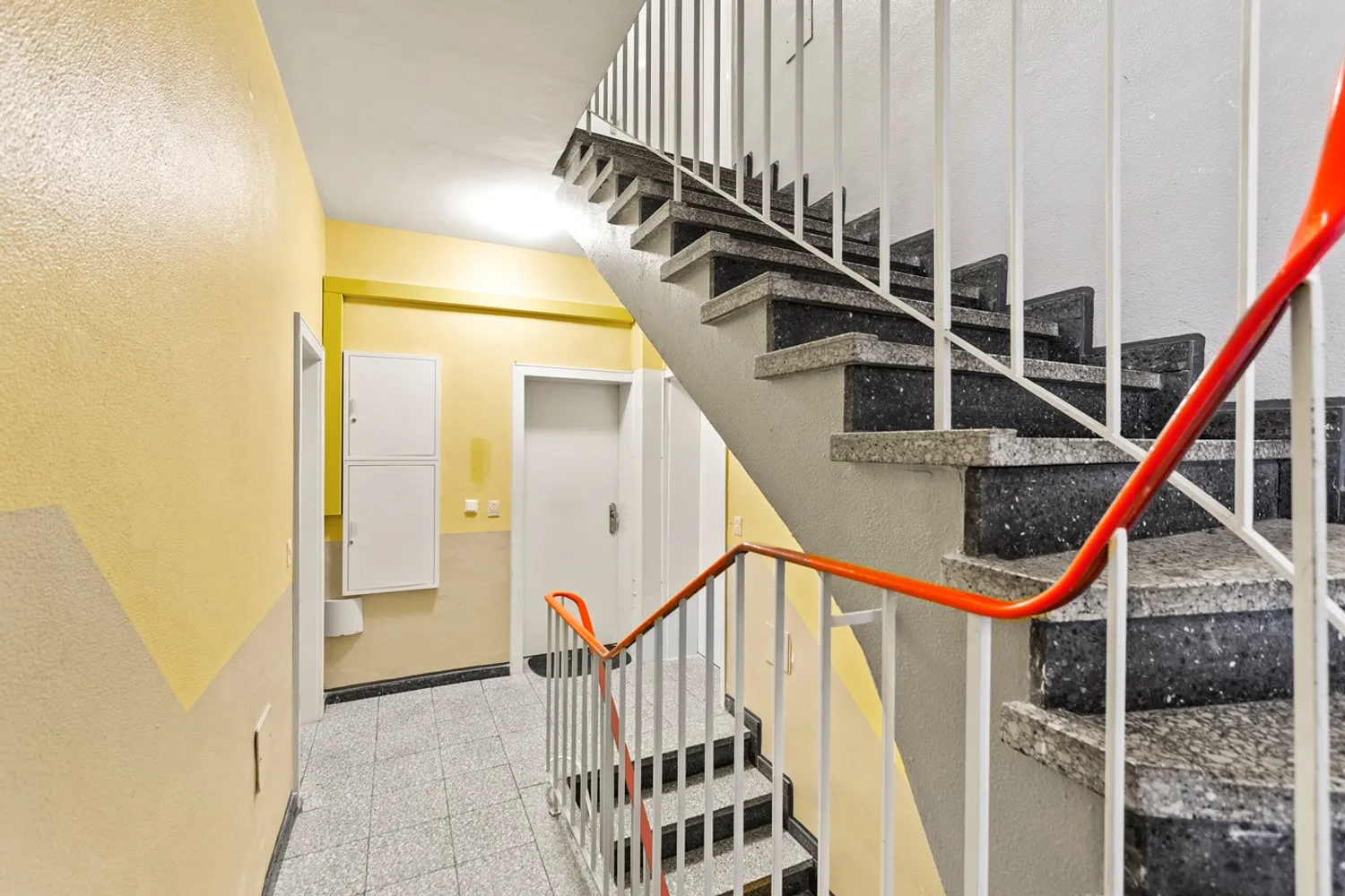 4 Zimmer Wohnung mit 105 m² in Krefeld – Bild 4
