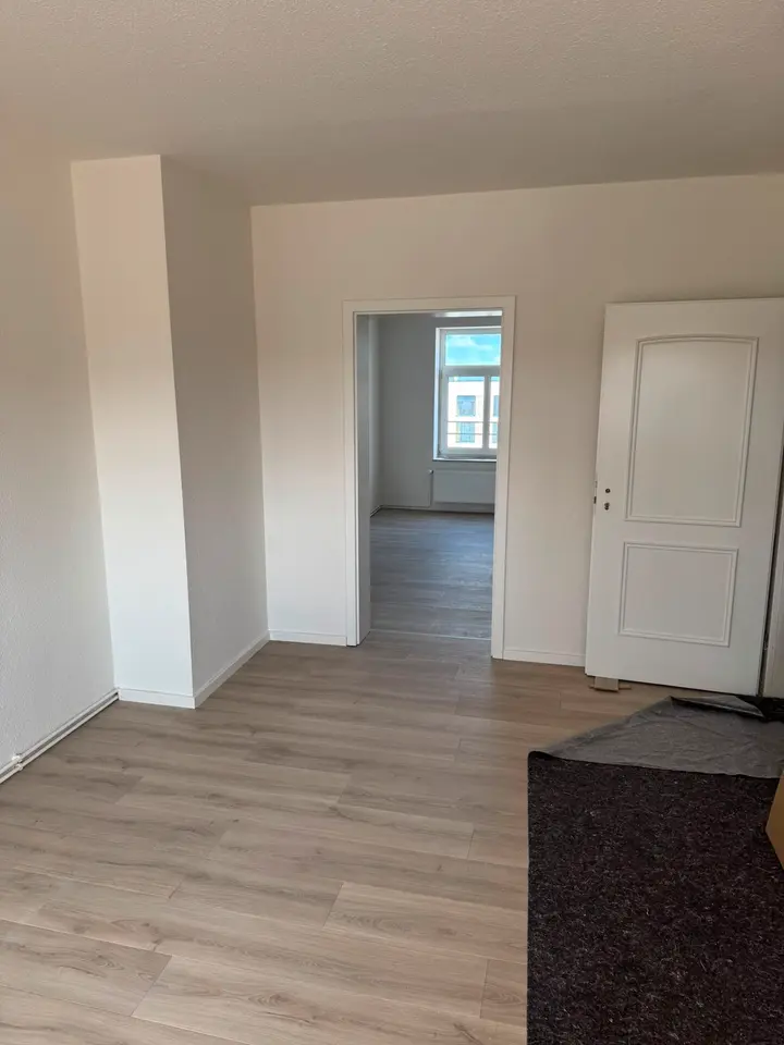4 Zimmer Wohnung mit 125 m² in Schwerin – Bild 4
