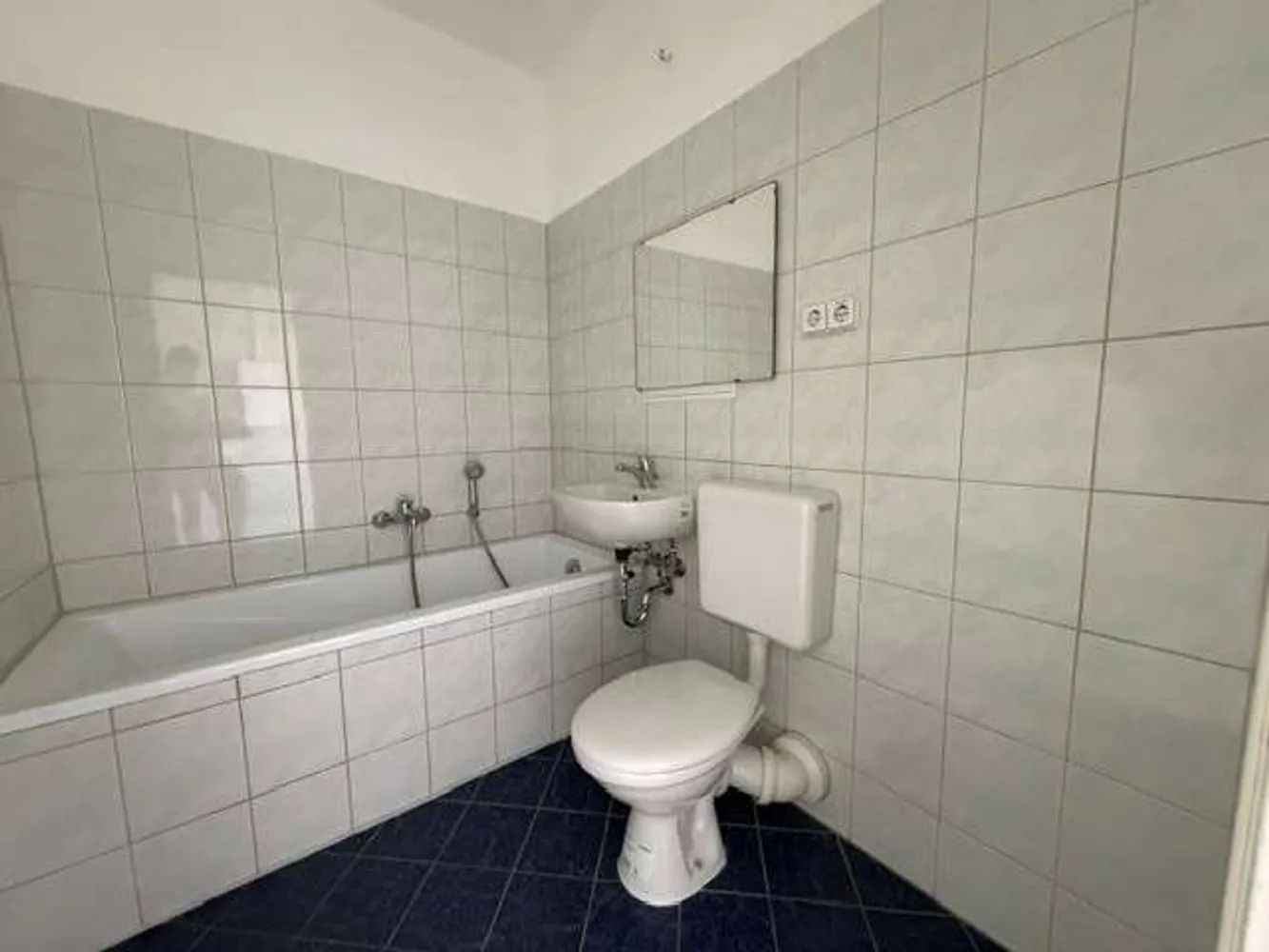 4 Zimmer Wohnung mit 98 m² in Plauen – Bild 8