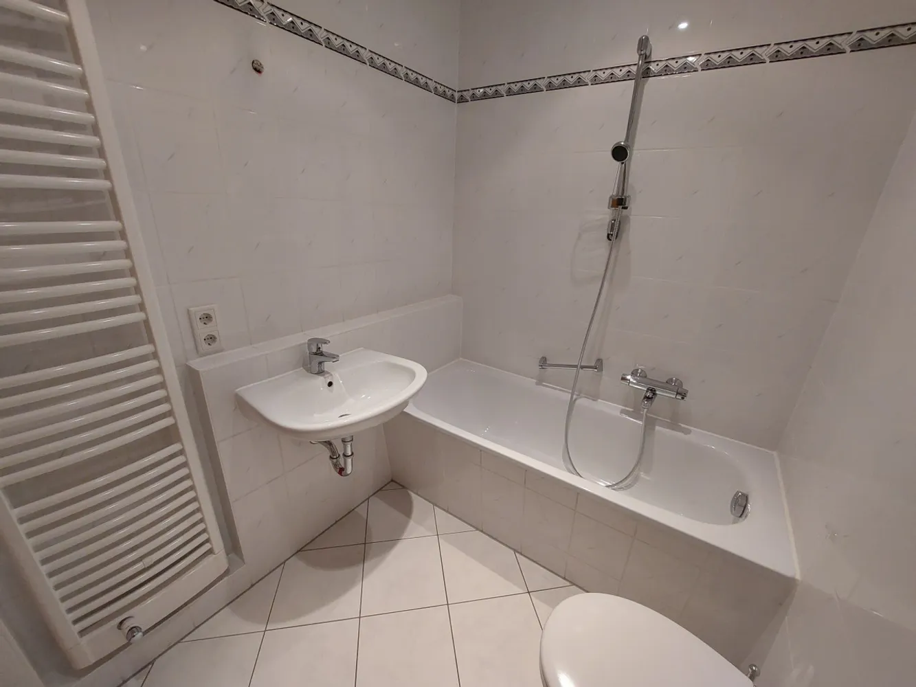 3 Zimmer Wohnung mit 82 m² in Suhl – Bild 5