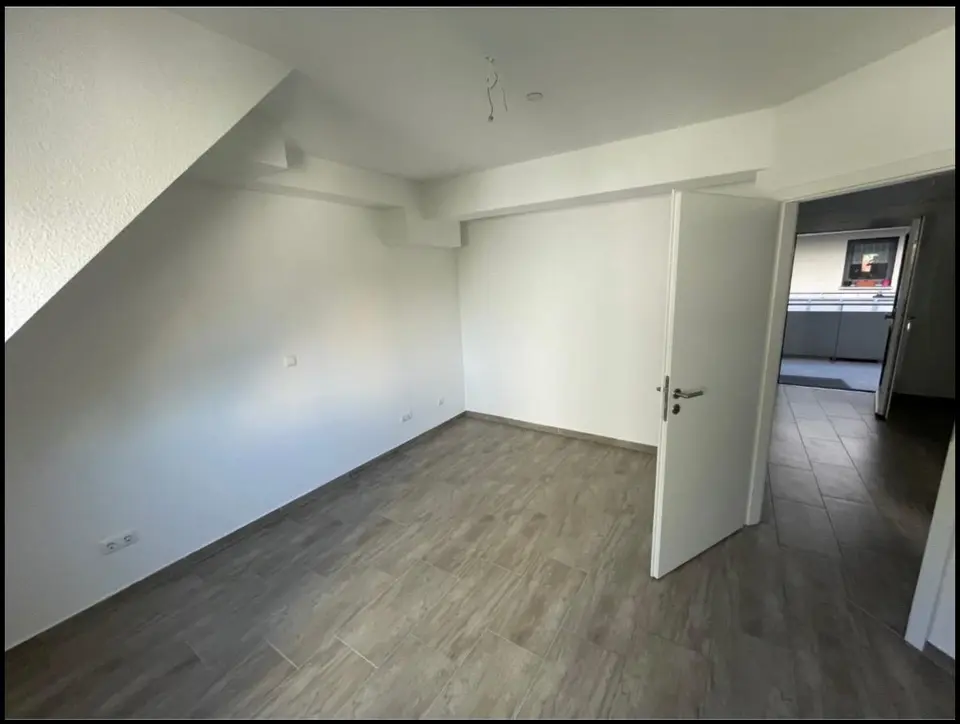 3 Zimmer Wohnung mit 78 m² in Suhl – Bild 4
