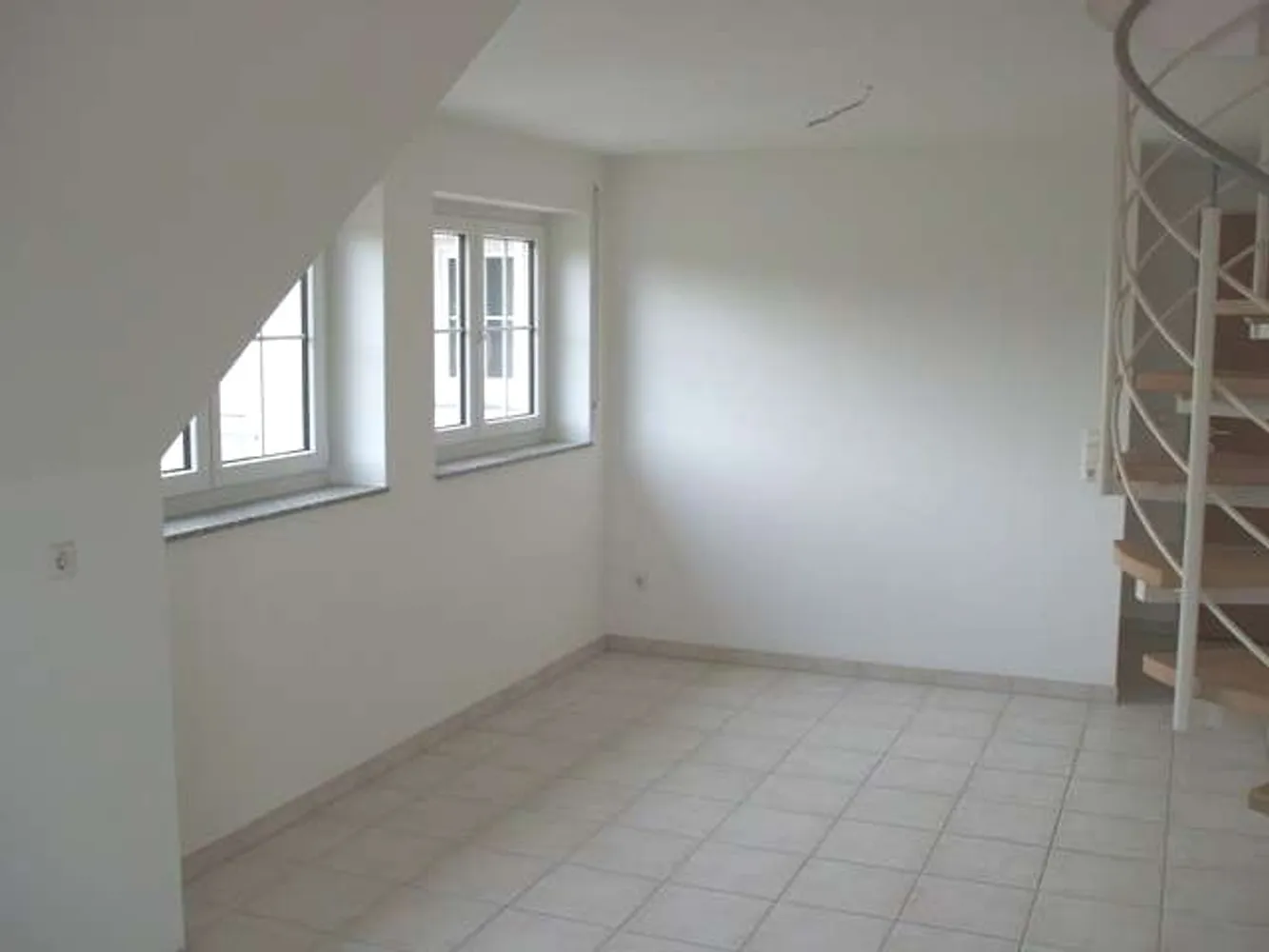 3 Zimmer Wohnung mit 95 m² in Friedrichshafen – Bild 2