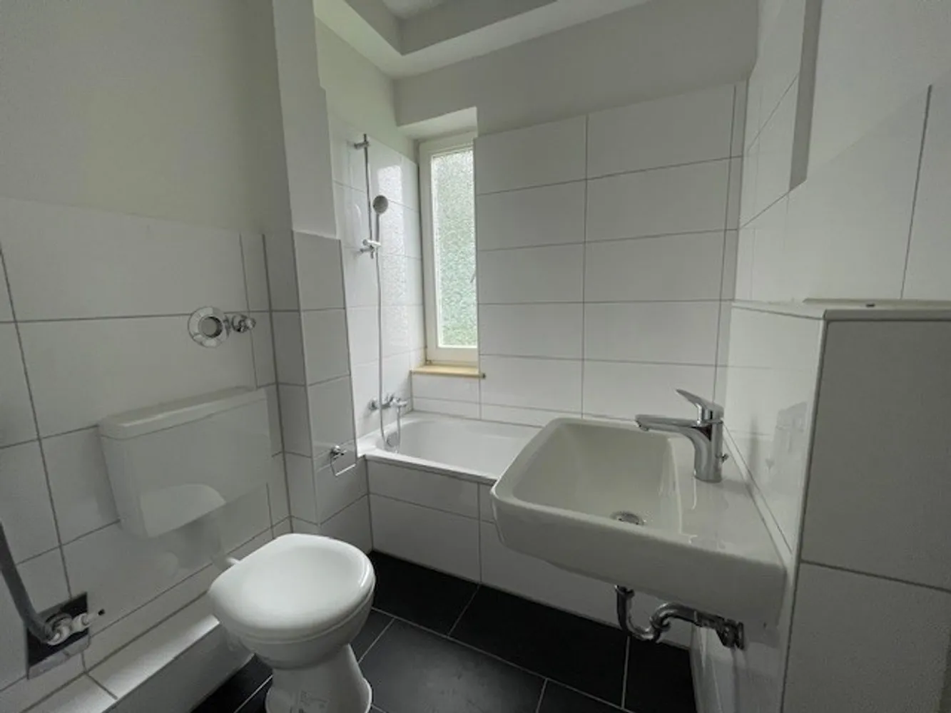 2 Zimmer Wohnung mit 50 m² in Wilhelmshaven – Bild 4