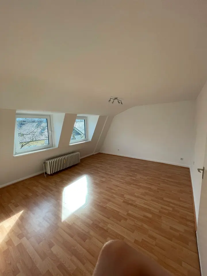 WG-Zimmer mit 20 m² in Bergisch Gladbach – Bild 2