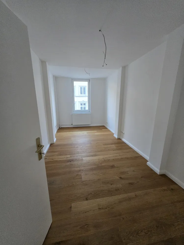 6 Zimmer Wohnung mit 163 m² in Hamburg – Bild 11