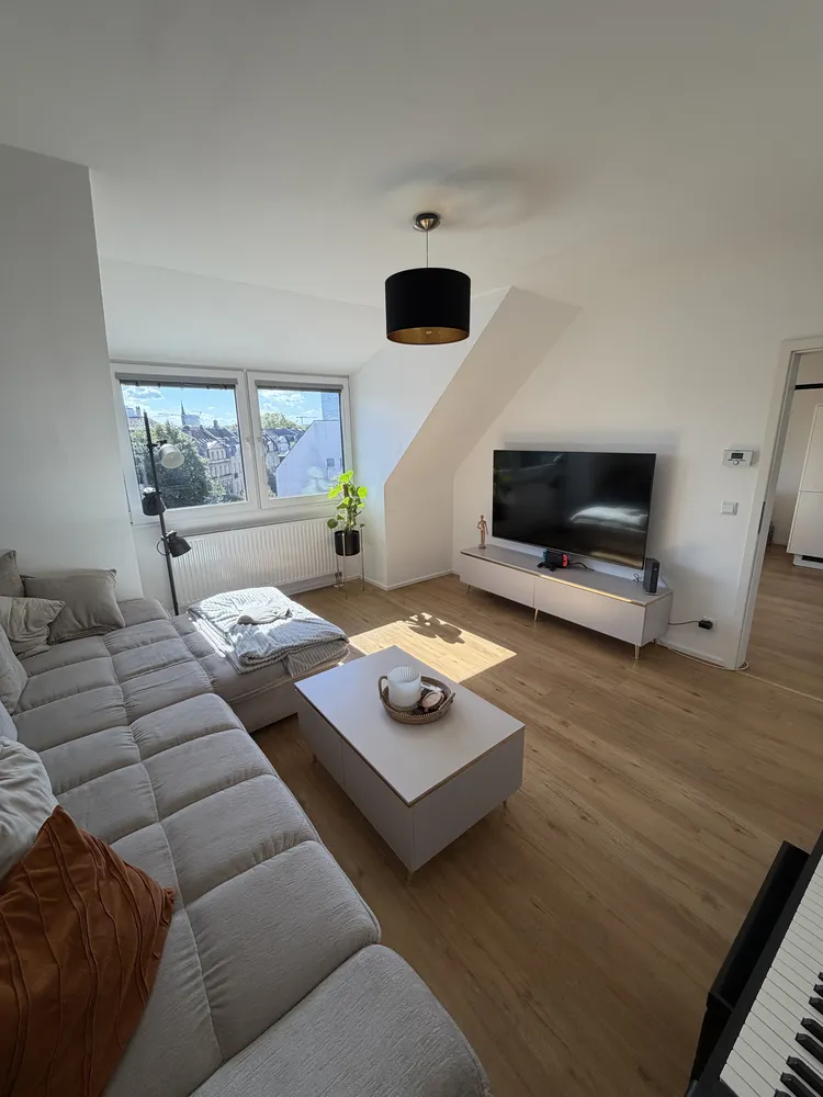 2 room apartment with 61 m² in Düsseldorf – Photo 3