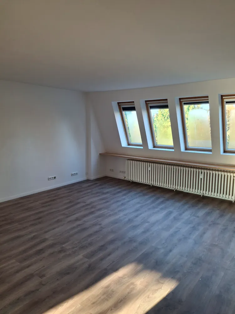 4 Zimmer Wohnung mit 123 m² in Berlin – Bild 1
