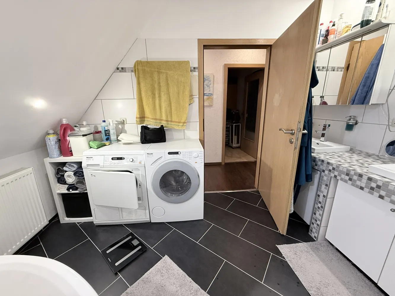 5 Zimmer Wohnung mit 135 m² in Mainz – Bild 3