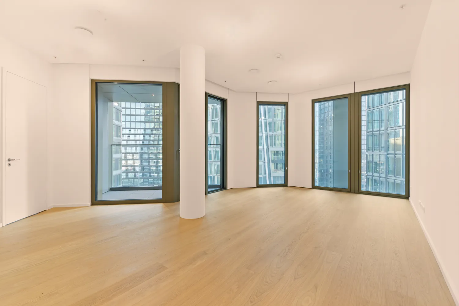 2 room apartment with 58 m² in Frankfurt am Main – Photo 1