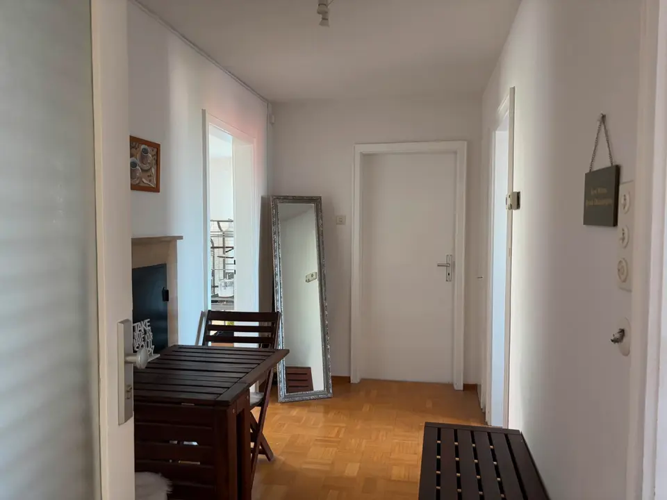 Shared room with 75 m² in Stuttgart – Photo 5