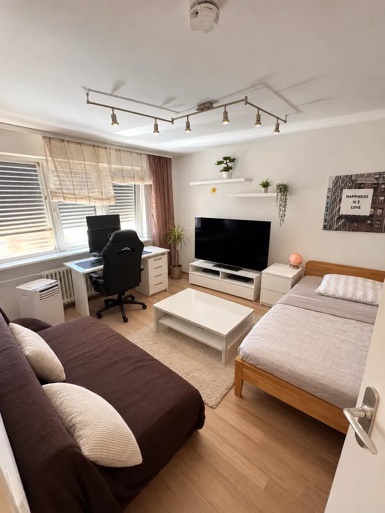 1 Zimmer Wohnung mit 30 m² in Karlsruhe – Bild 1