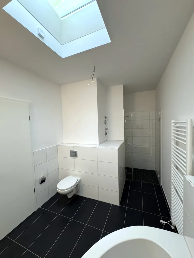2 Zimmer Wohnung mit 85 m² in Berlin – Bild 4