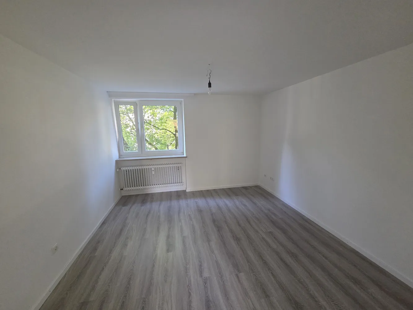 4 Zimmer Wohnung mit 80 m² in München – Bild 4