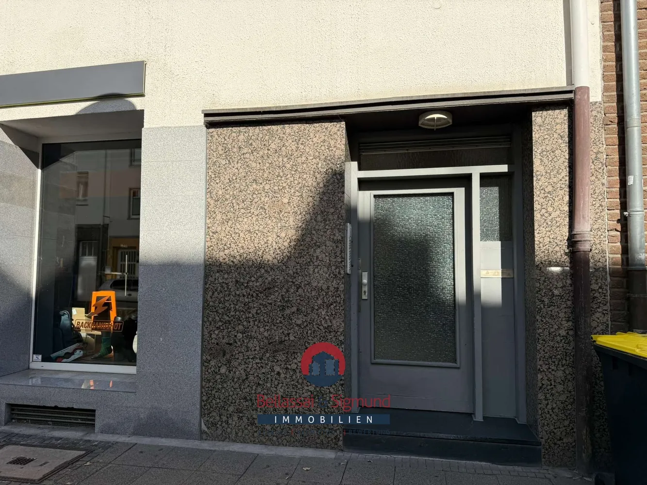 2 Zimmer Wohnung mit 70 m² in Krefeld – Bild 2