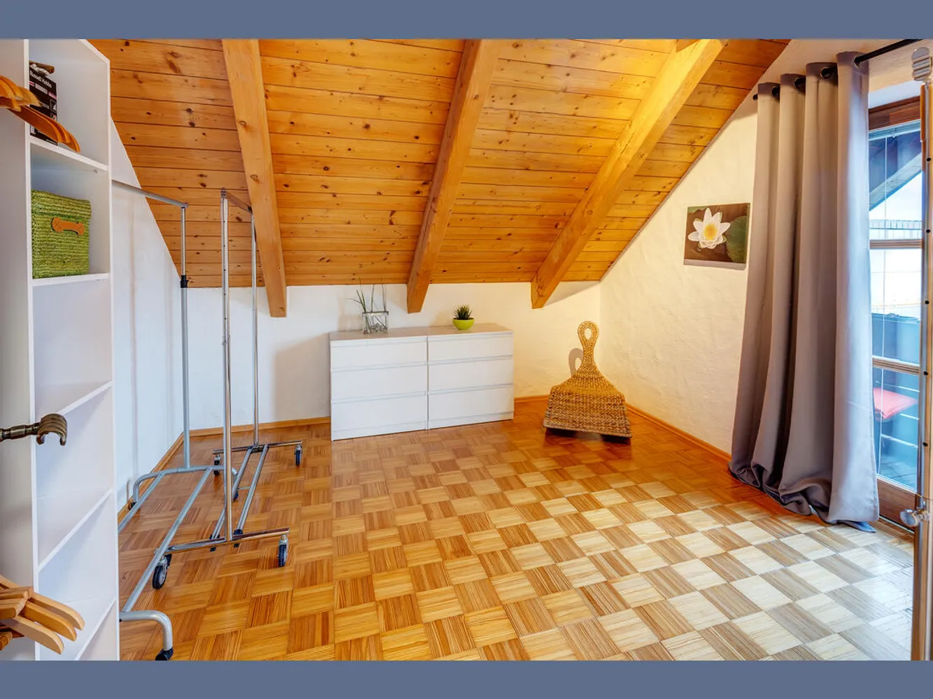 4 Zimmer Wohnung mit 140 m² in München – Bild 5