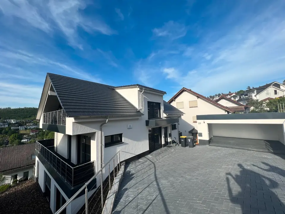 4 Zimmer Wohnung mit 175 m² in Siegen – Bild 4