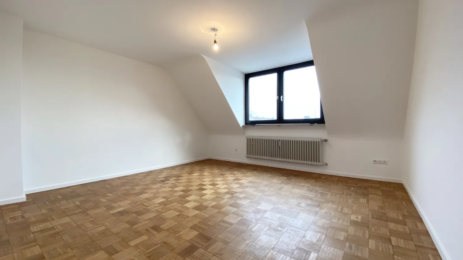 2 Zimmer Wohnung mit 51 m² in Düsseldorf – Bild 2