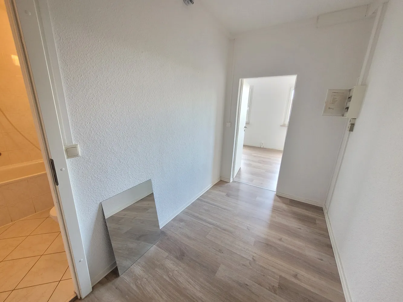 2 Zimmer Wohnung mit 48 m² in Halle (Saale) – Bild 6
