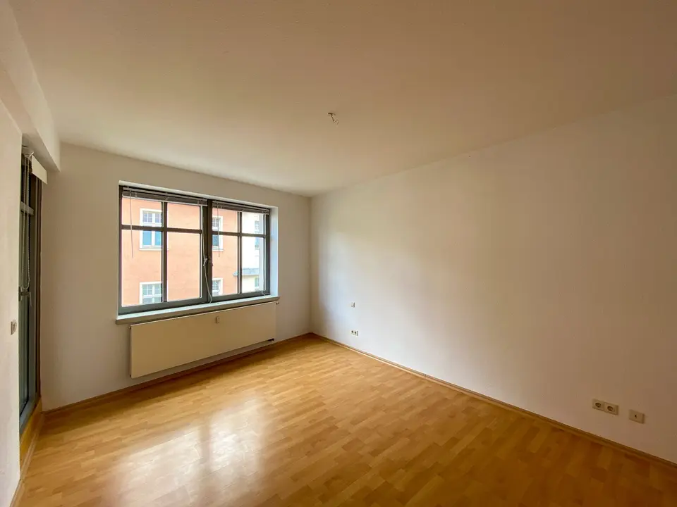 4 Zimmer Wohnung mit 110 m² in Weißenfels – Bild 6