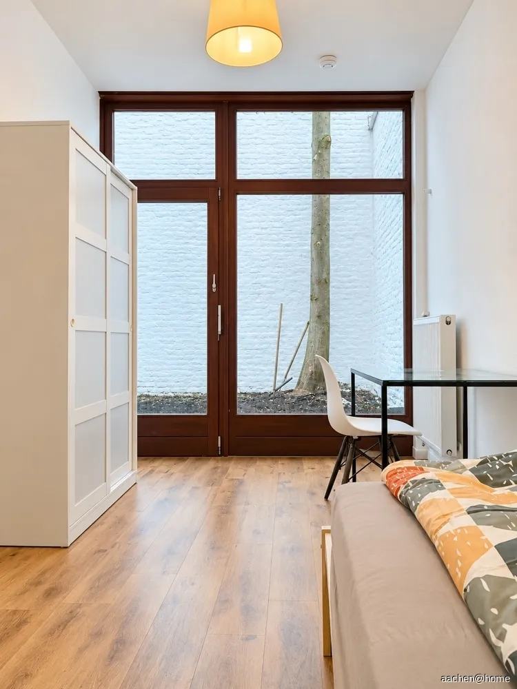 9 Zimmer Wohnung mit 200 m² in Aachen – Bild 11
