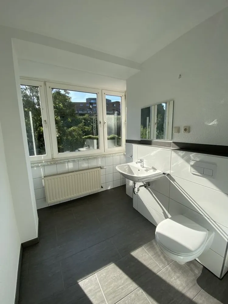 2 Zimmer Wohnung mit 60 m² in Aachen – Bild 4