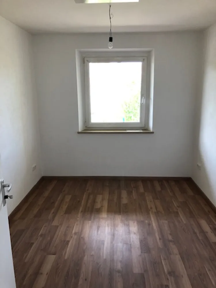 4 Zimmer Wohnung mit 80 m² in Weiden in der Oberpfalz – Bild 3