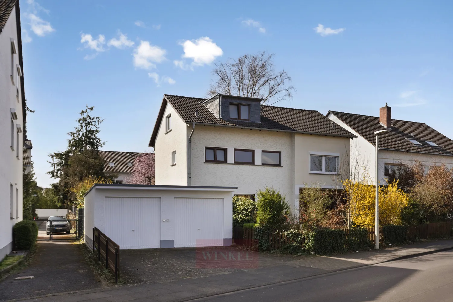 8 Zimmer Haus mit 222 m² in Bonn – Bild 3
