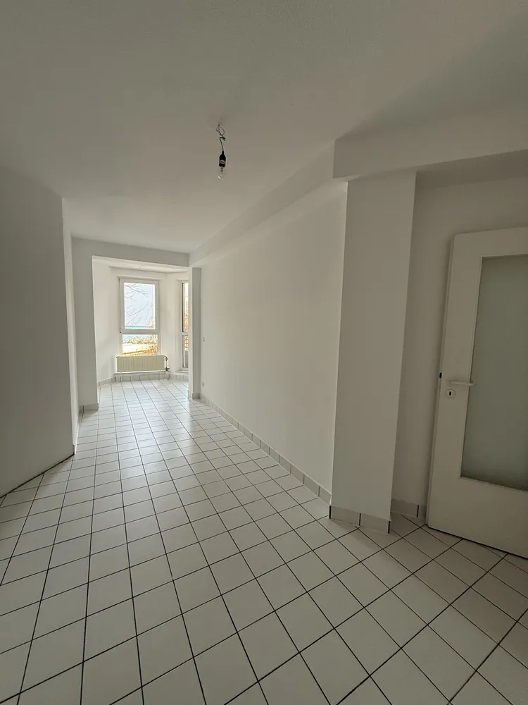 2 Zimmer Wohnung mit 79 m² in Berlin – Bild 12