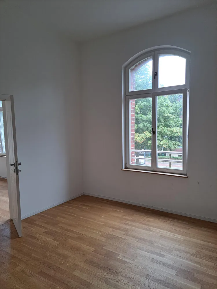 4 Zimmer Wohnung mit 109 m² in Krefeld – Bild 2