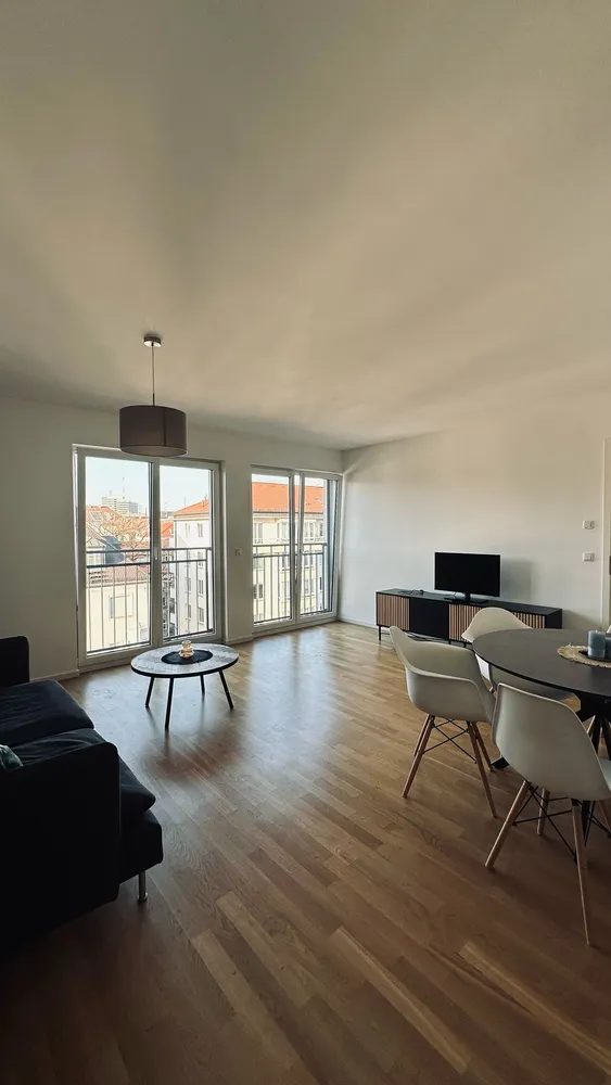 2 Zimmer Wohnung mit 56 m² in München – Bild 2