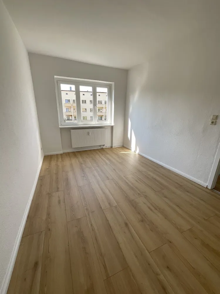 3 Zimmer Wohnung mit 70 m² in Magdeburg – Bild 2