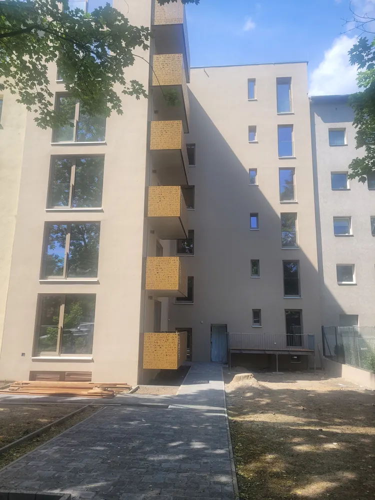 3 Zimmer Wohnung mit 90 m² in Berlin – Bild 3