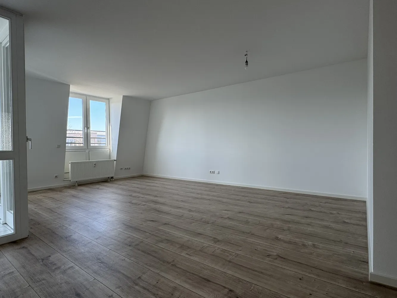 3 Zimmer Wohnung mit 93 m² in München – Bild 3