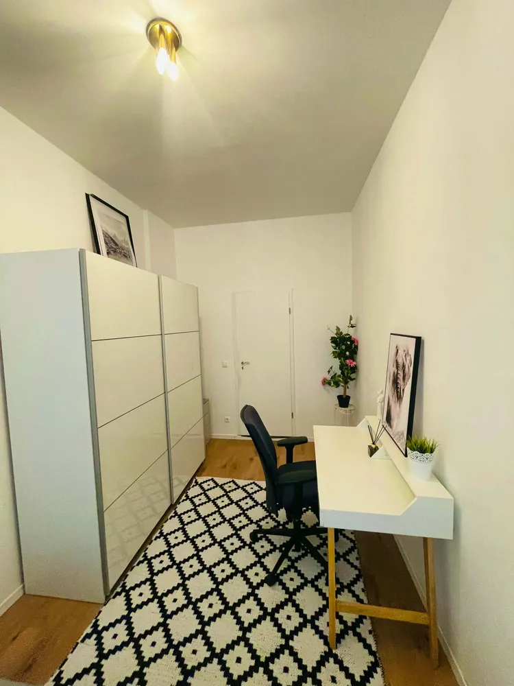 WG-Zimmer mit 15 m² in München – Bild 1