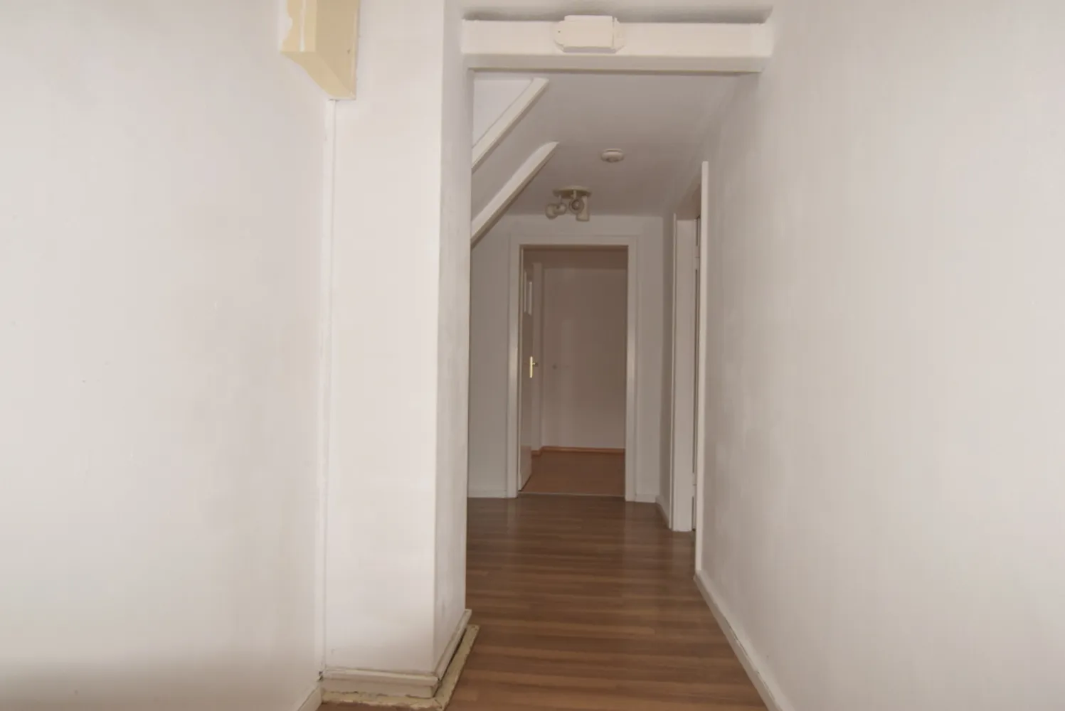 3 Zimmer Wohnung mit 80 m² in Mannheim – Bild 2