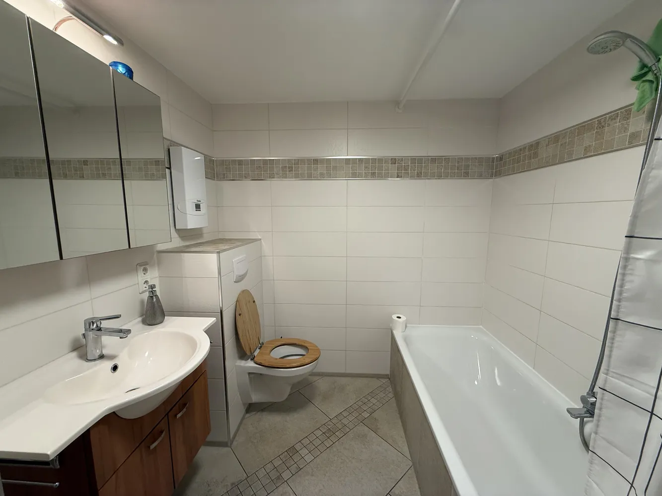2 Zimmer Wohnung mit 63 m² in Saarbrücken – Bild 4