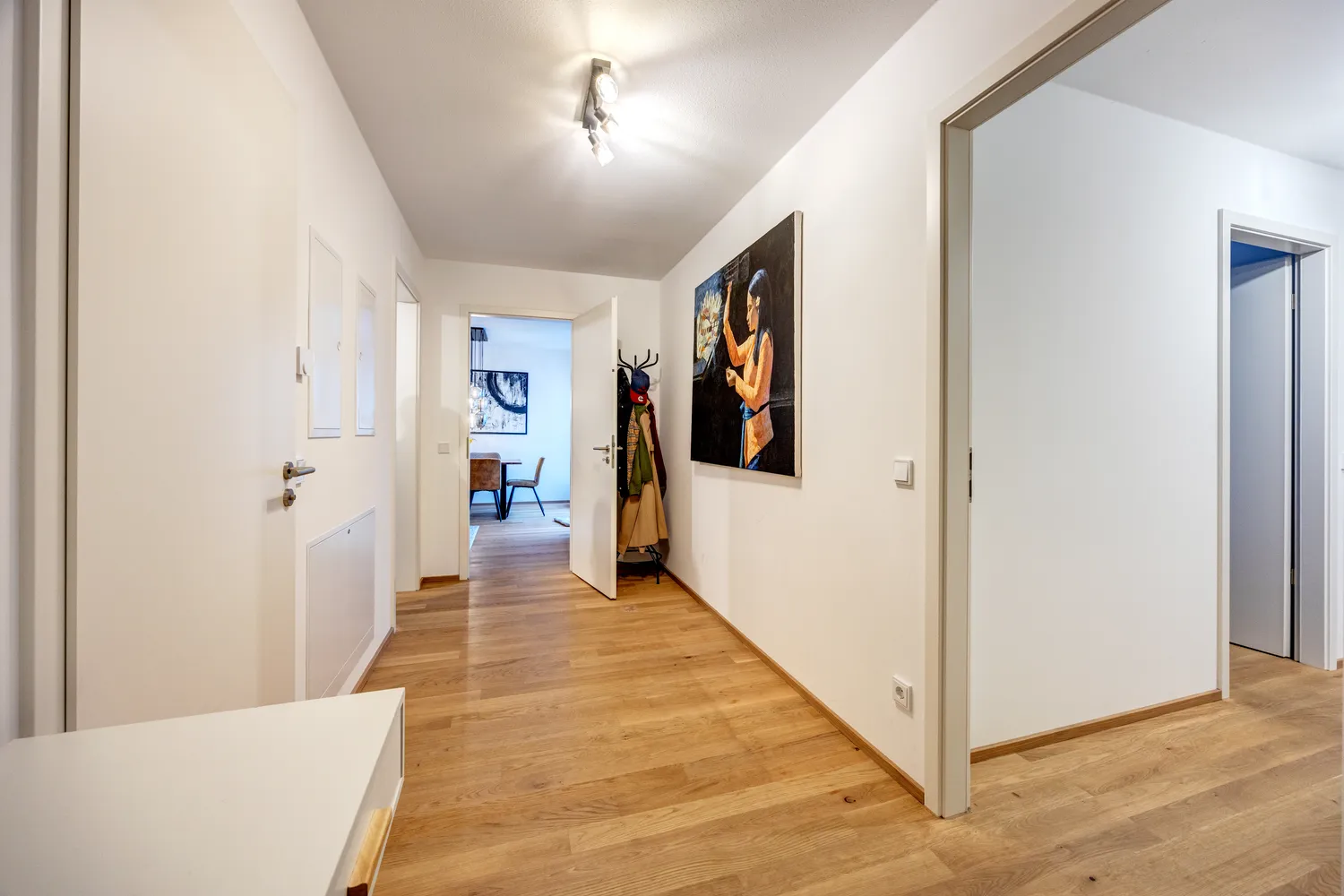 4 Zimmer Wohnung mit 111 m² in München – Bild 1