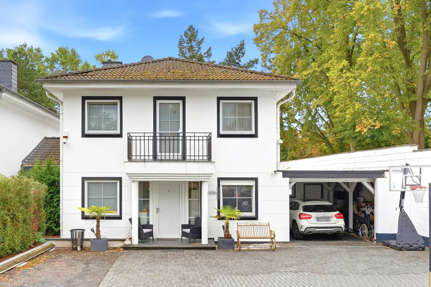 6 Zimmer Haus mit 195 m² in Köln – Bild 2