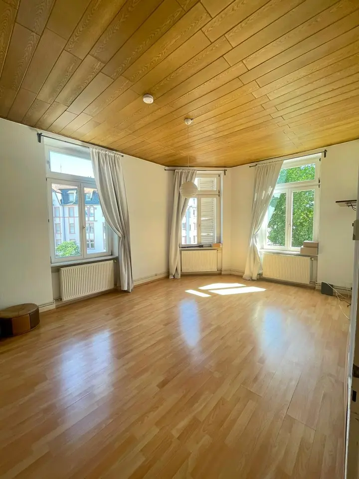 5 room apartment with 102 m² in Hanau – Photo 1
