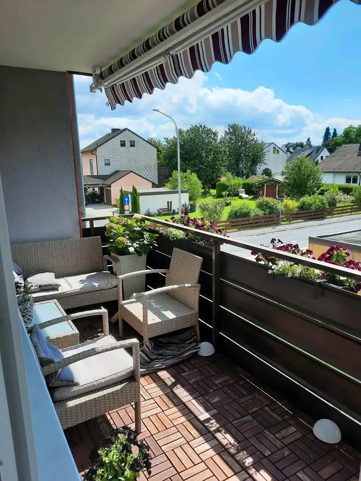 6 Zimmer Wohnung mit 150 m² in Hof – Bild 4