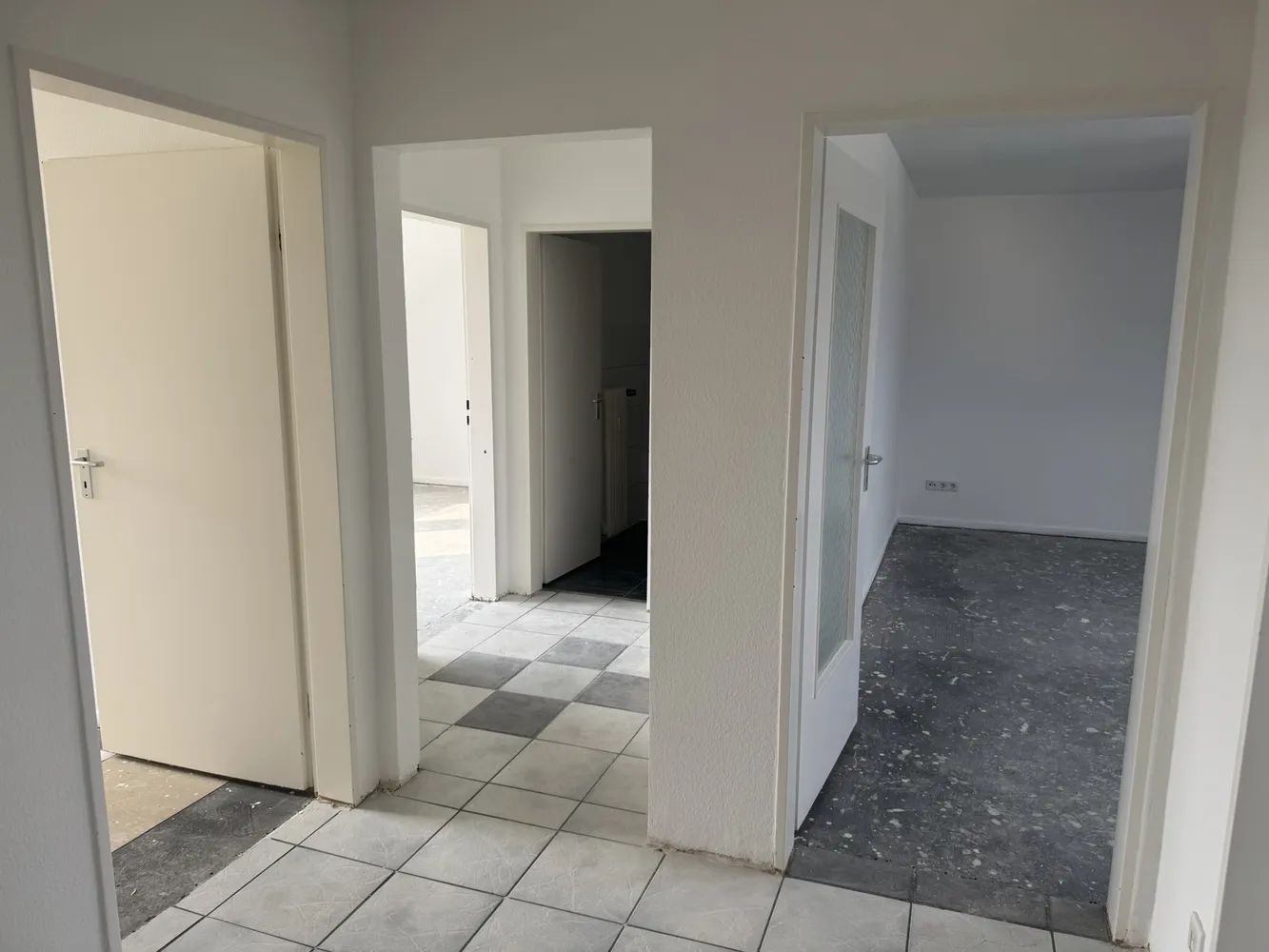 3 Zimmer Wohnung mit 66 m² in Solingen – Bild 2