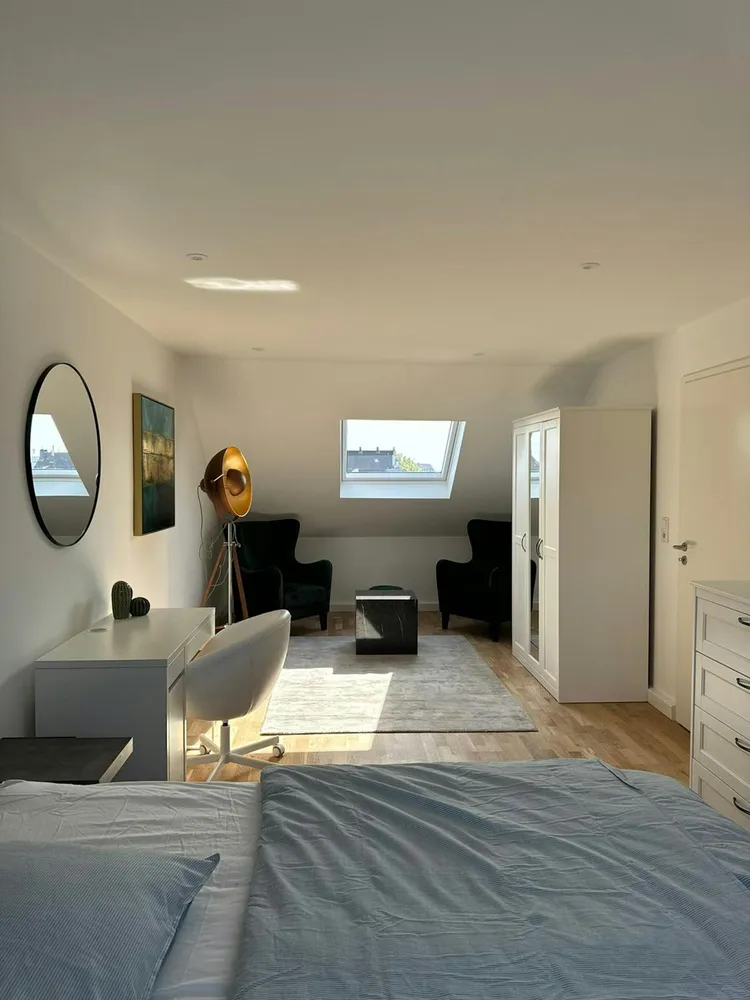 WG-Zimmer mit 30 m² in Düsseldorf – Bild 2