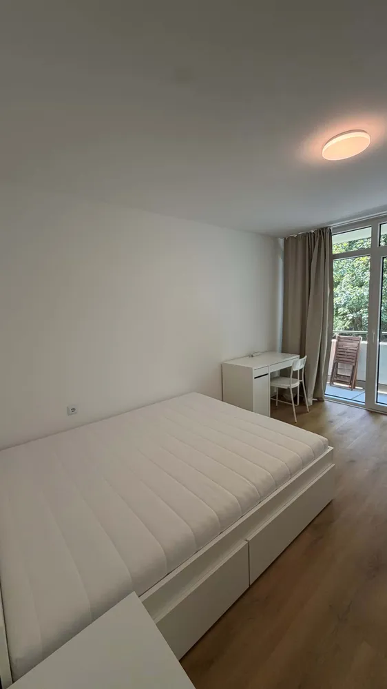 WG-Zimmer mit 8 m² in München – Bild 2