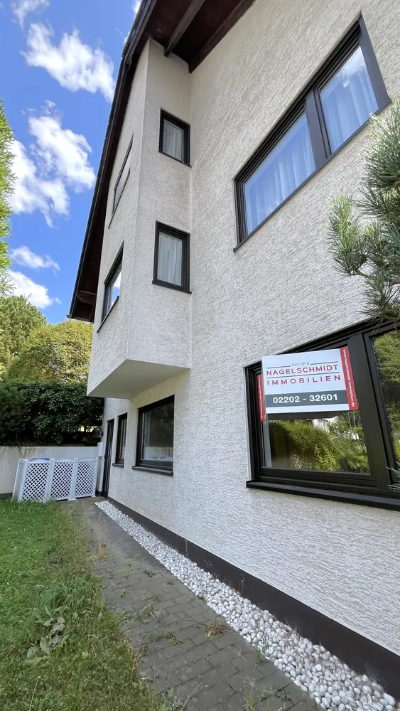 2 Zimmer Wohnung mit 60 m² in Bergisch Gladbach – Bild 1