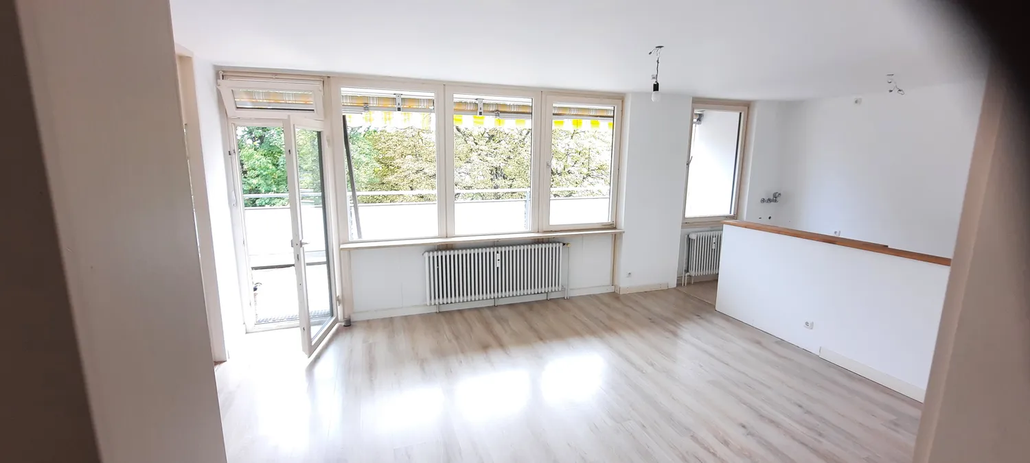 4 Zimmer Wohnung mit 120 m² in Augsburg – Bild 7