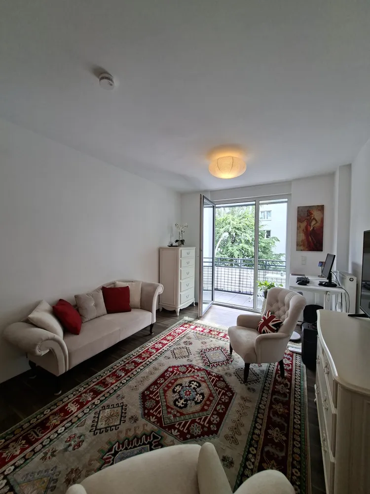 4 Zimmer Wohnung mit 84 m² in Frankfurt am Main – Bild 2