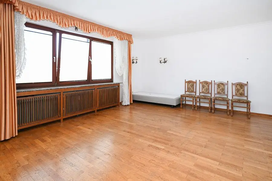 7 Zimmer Haus mit 170 m² in Hannover – Bild 1